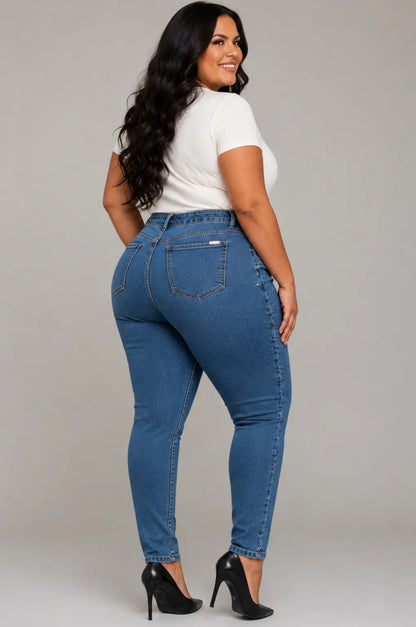 Calça Jeans Plus Size feminina com Modelagem Levanta Bumbum