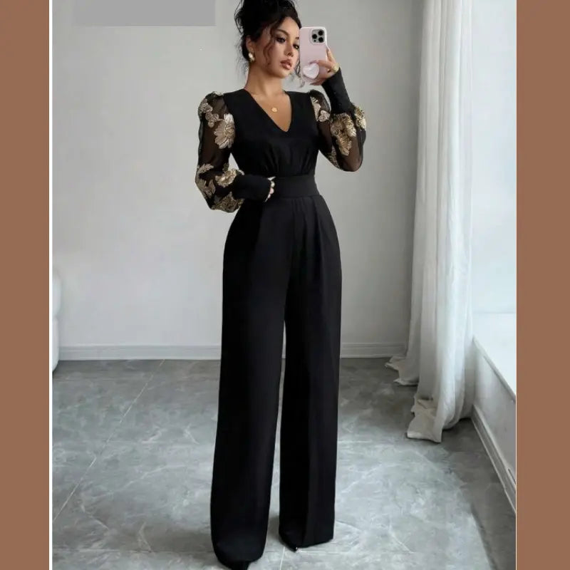 Macacão Feminino Preto com Mangas Transparentes Bordadas Shein