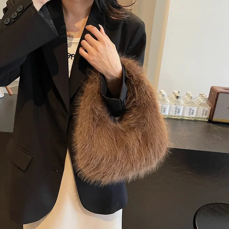 Solid Color Faux Fur Bag for Women Winter Soft Plush Handbags Ladies Small Elegant Tote Bags Fashion Trend Female Furry Purse