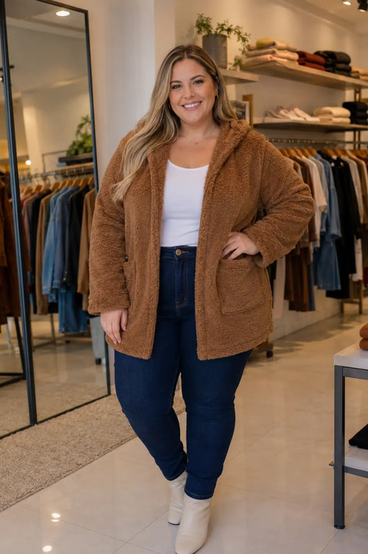 casaco-teddy-plus-size-feminino-capuz-1