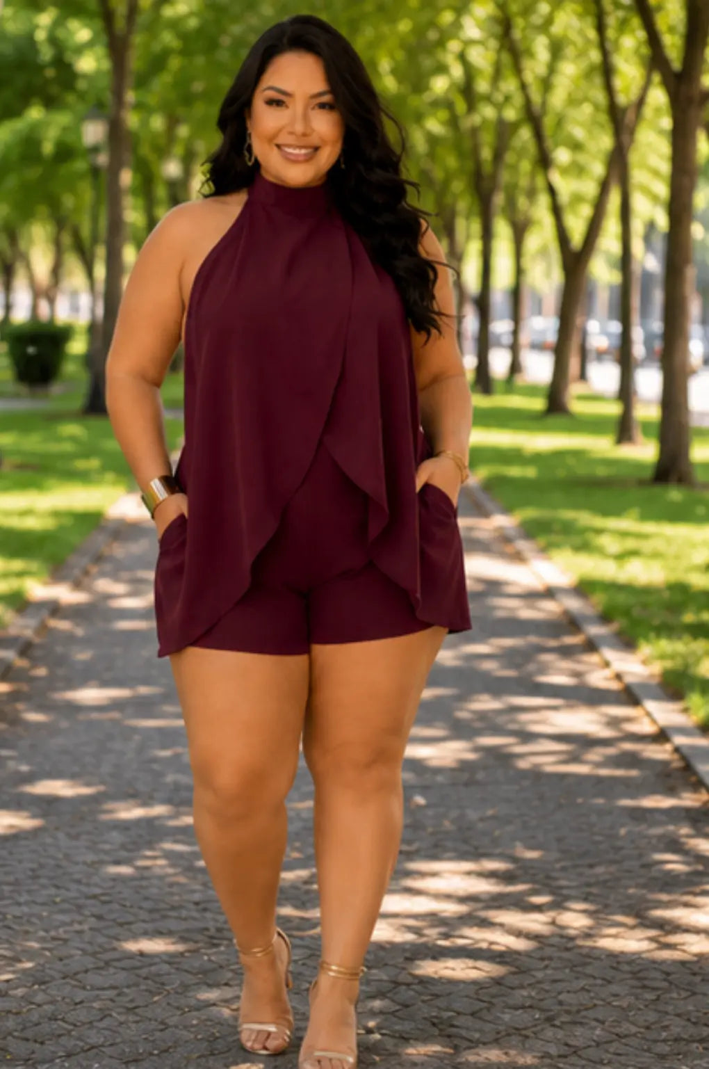 macacao-plus-size-curto-frente-unica-costas-abertas-2